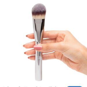 IT Cosmetics Silver Handle Foundation Brush